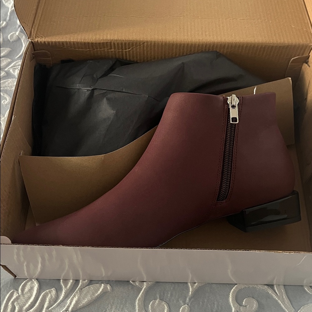 Ankle Boots - Burgandy by Vivienne Hu - Brand New - Picture 4 of 11